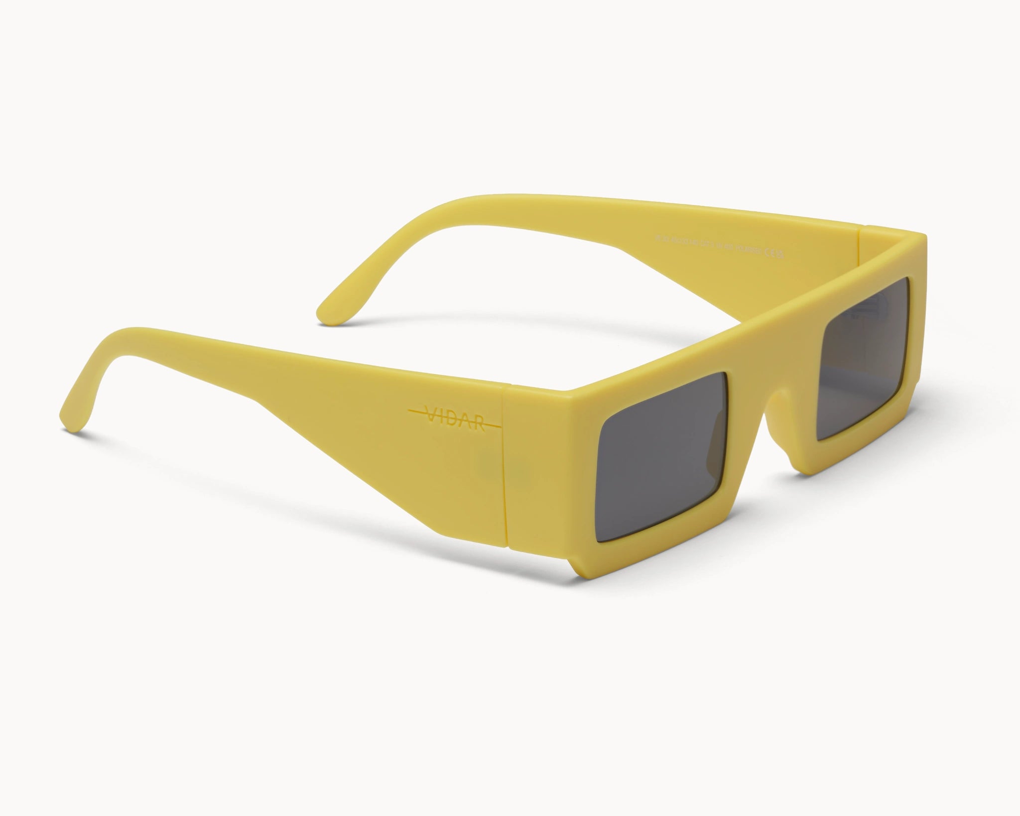 3D Nordic - gule retro oversized solbriller fra VIDAR EYEWEAR inspirert av den ikoniske 3D-IMAX - laget av bærekraftige materialer - sidevisning.