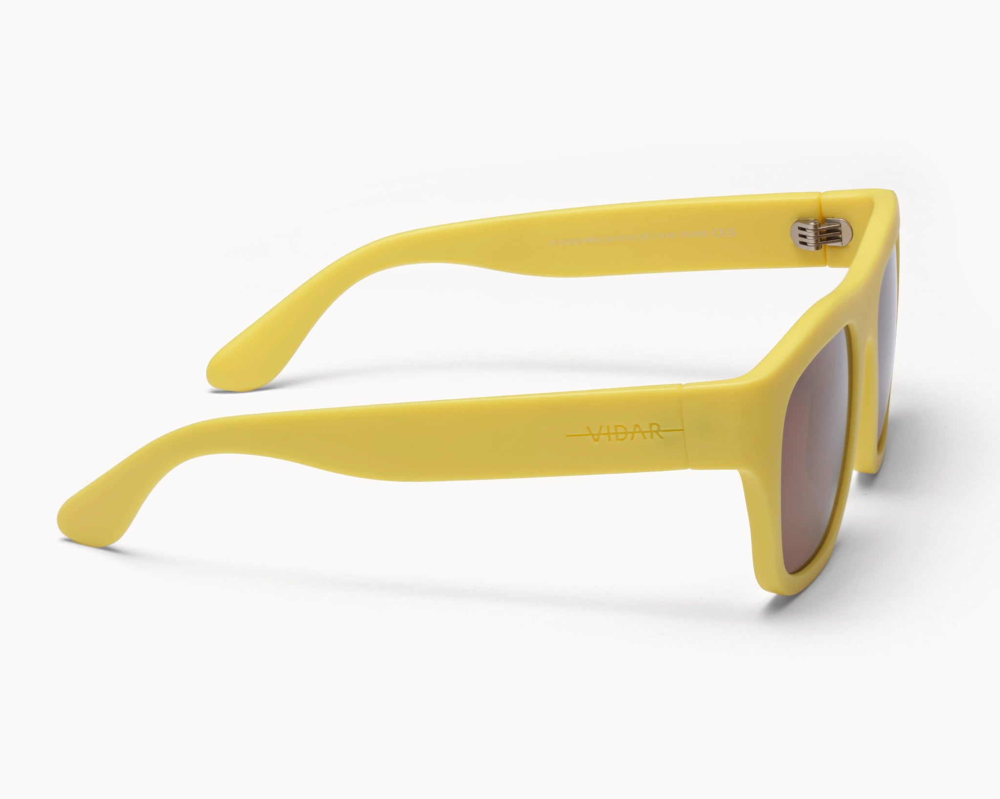 Bærekraftige Classic Ample oversized gule solbriller fra VIDAR EYEWEAR med brune glass