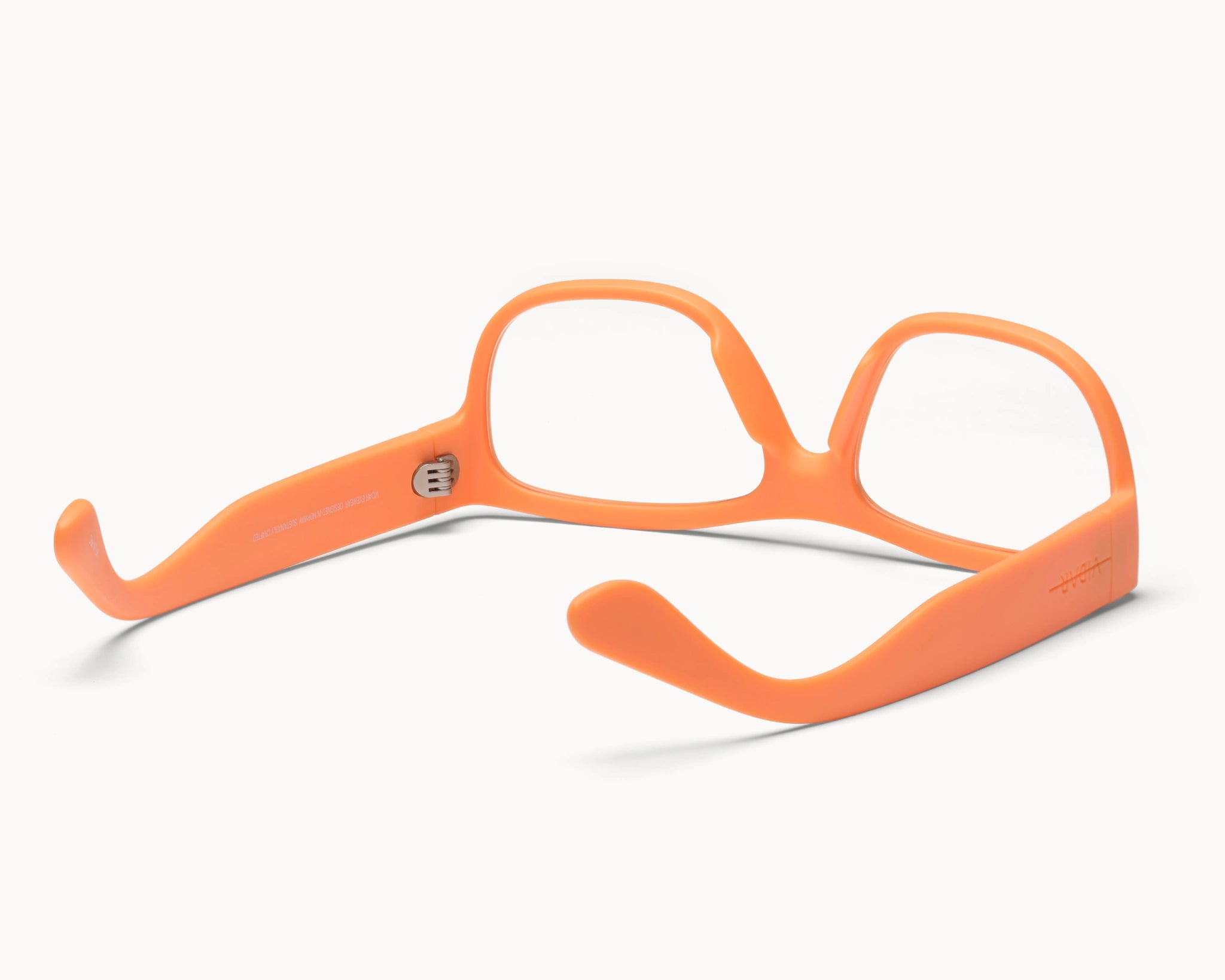 VIDAR EYEWEARs sofistikerte og bærekraftige Classic Petit briller i oransje med klare glass