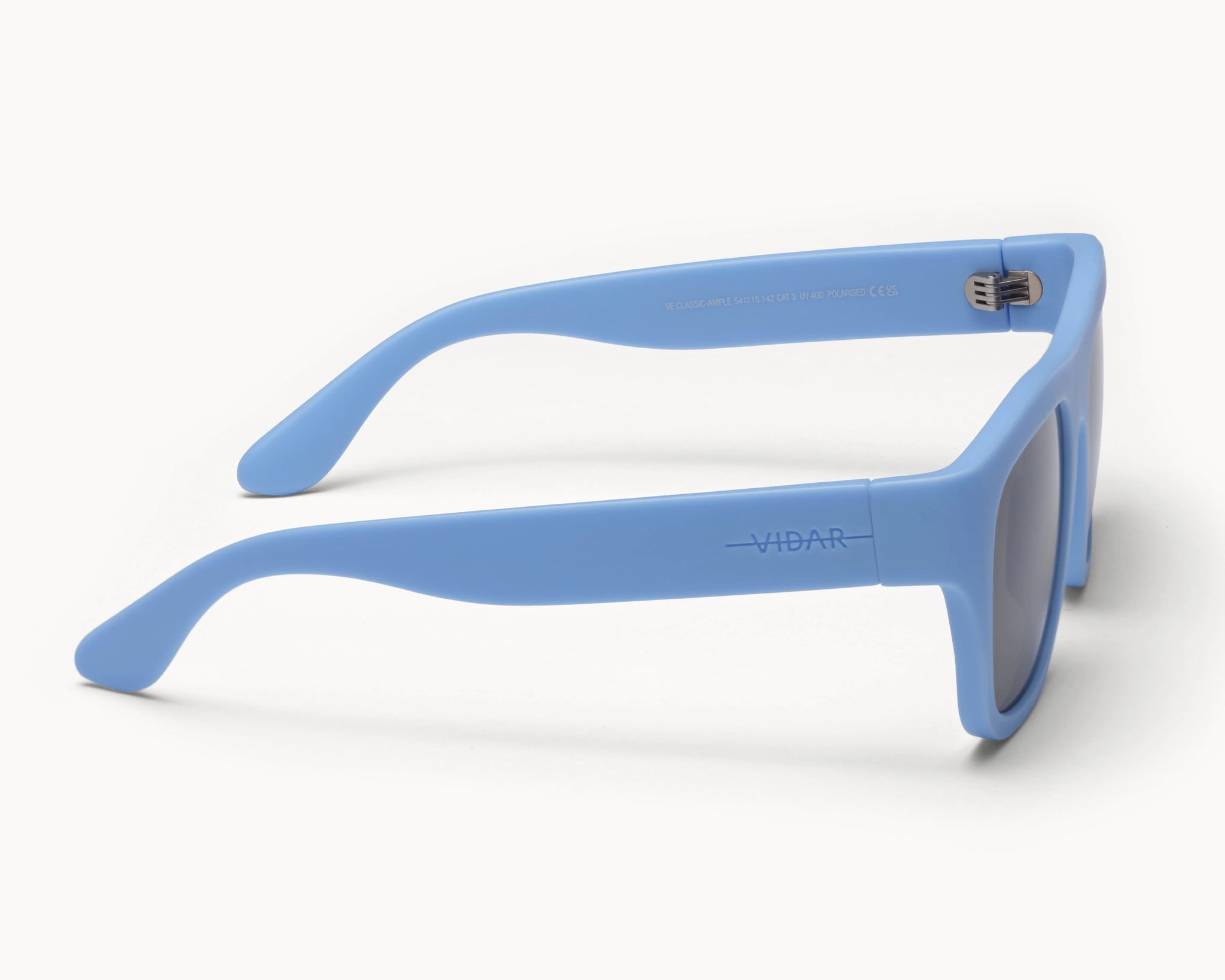 Bærekraftige Classic Ample oversized blå solbriller fra VIDAR EYEWEAR med grå glass