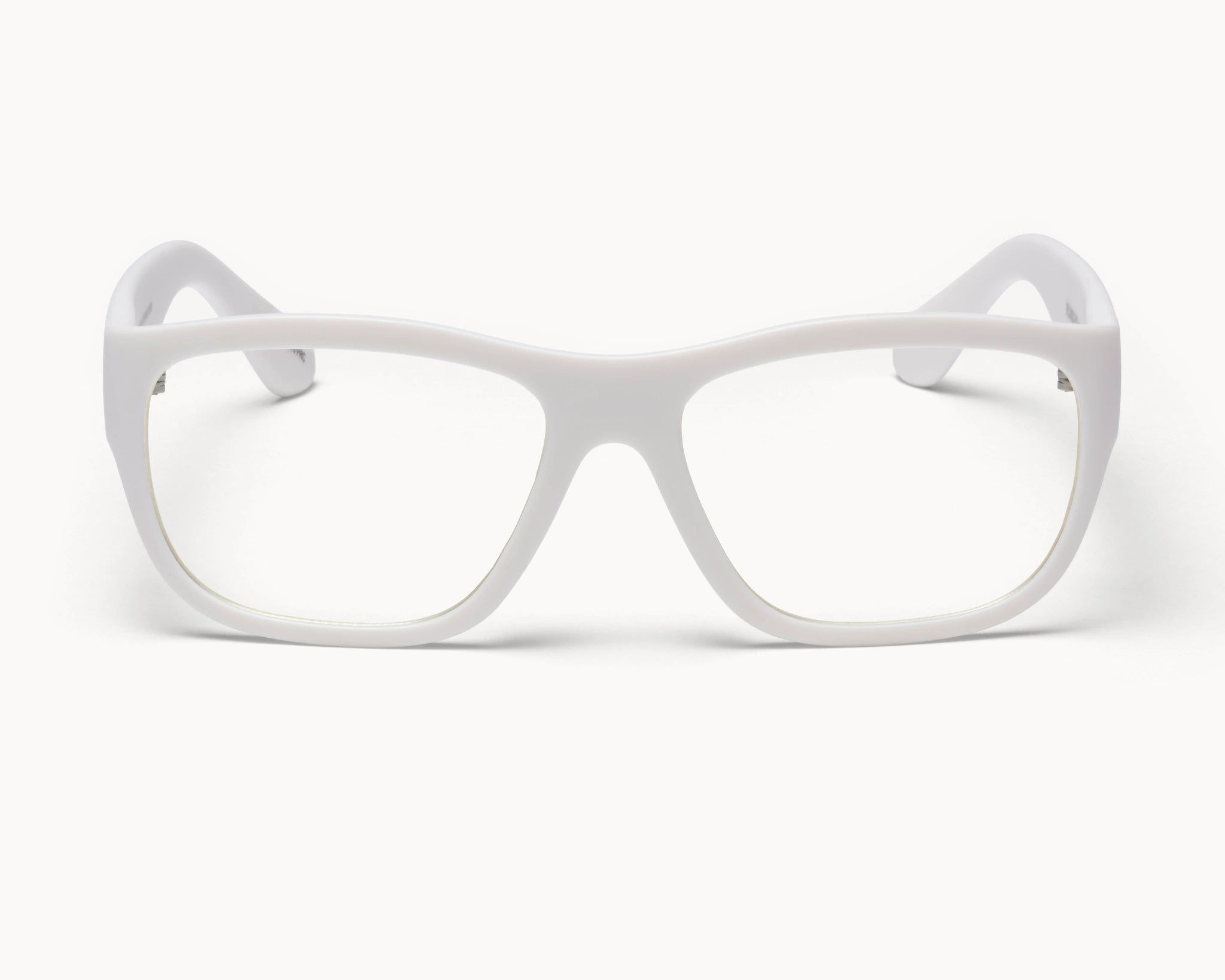 VIDAR EYEWEARs sofistikerte og bærekraftige Classic Petit briller i hvit med klare glass